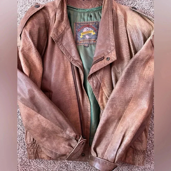 Vintage Bomber Jacket - Picture 1 of 11